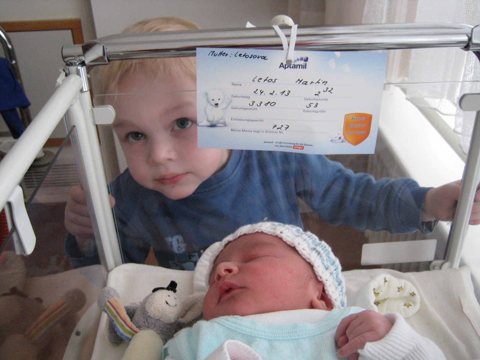 Technicko-taktick� data s br�kou V�tkem v pozad�.